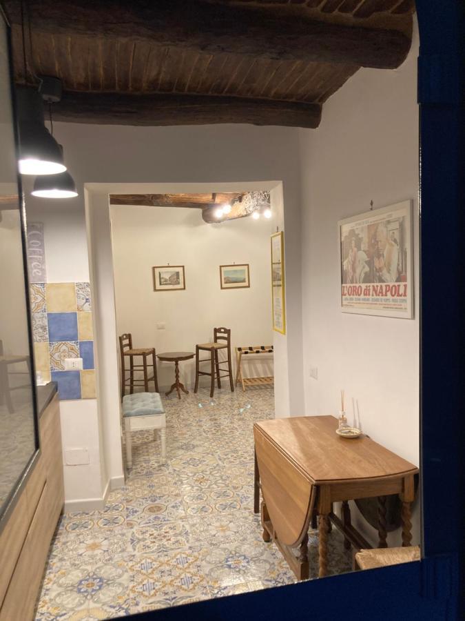 Zuccarella "Zuccherino"Nel Cortile เนเปิลส์ ภายนอก รูปภาพ